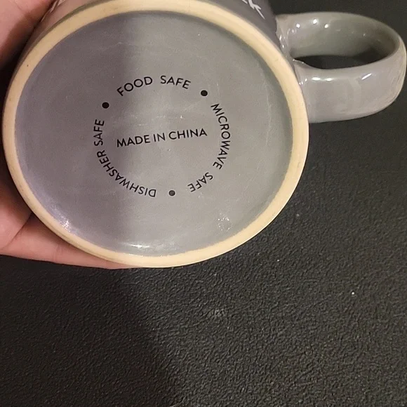 "I Can't Be Held Responsible For What My Face Does When You Talk" Sarcastic Mug - Picture 7 of 7